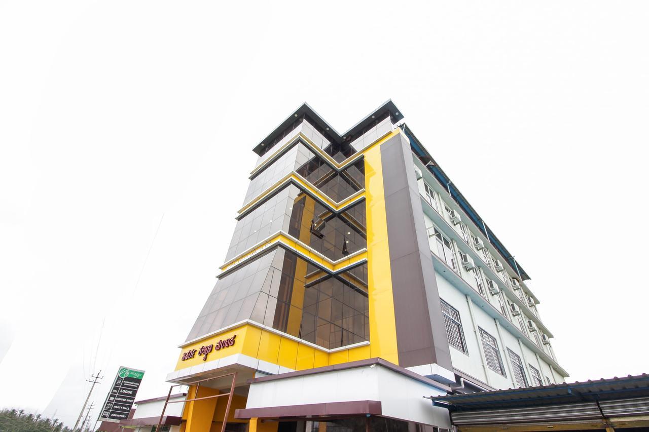 Oyo 15136 Nisarga Lodge Chikmagalur Ngoại thất bức ảnh
